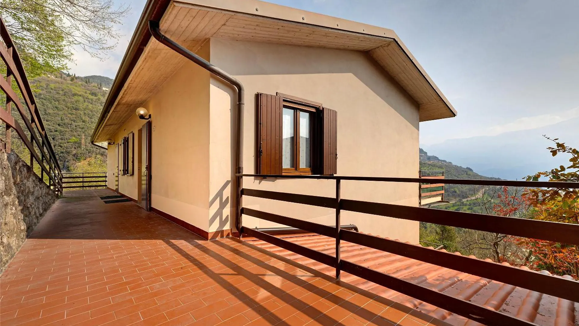 Apartment Appartamento Annarosa, Piovere Italy